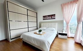 Residensi Flora